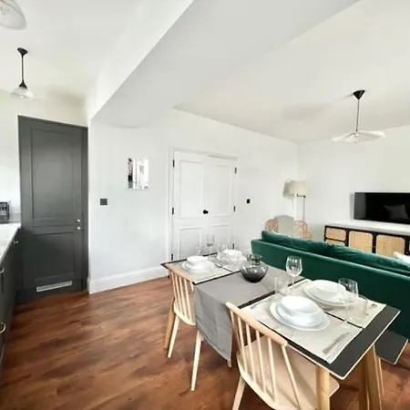 Redland - 5 Apartamento *